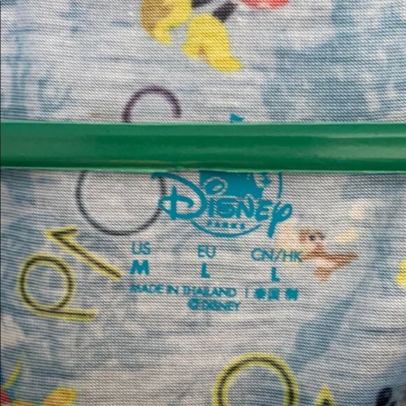 Disney Short Sleeve Tee Shirt (2019) - Picture 3 of 4